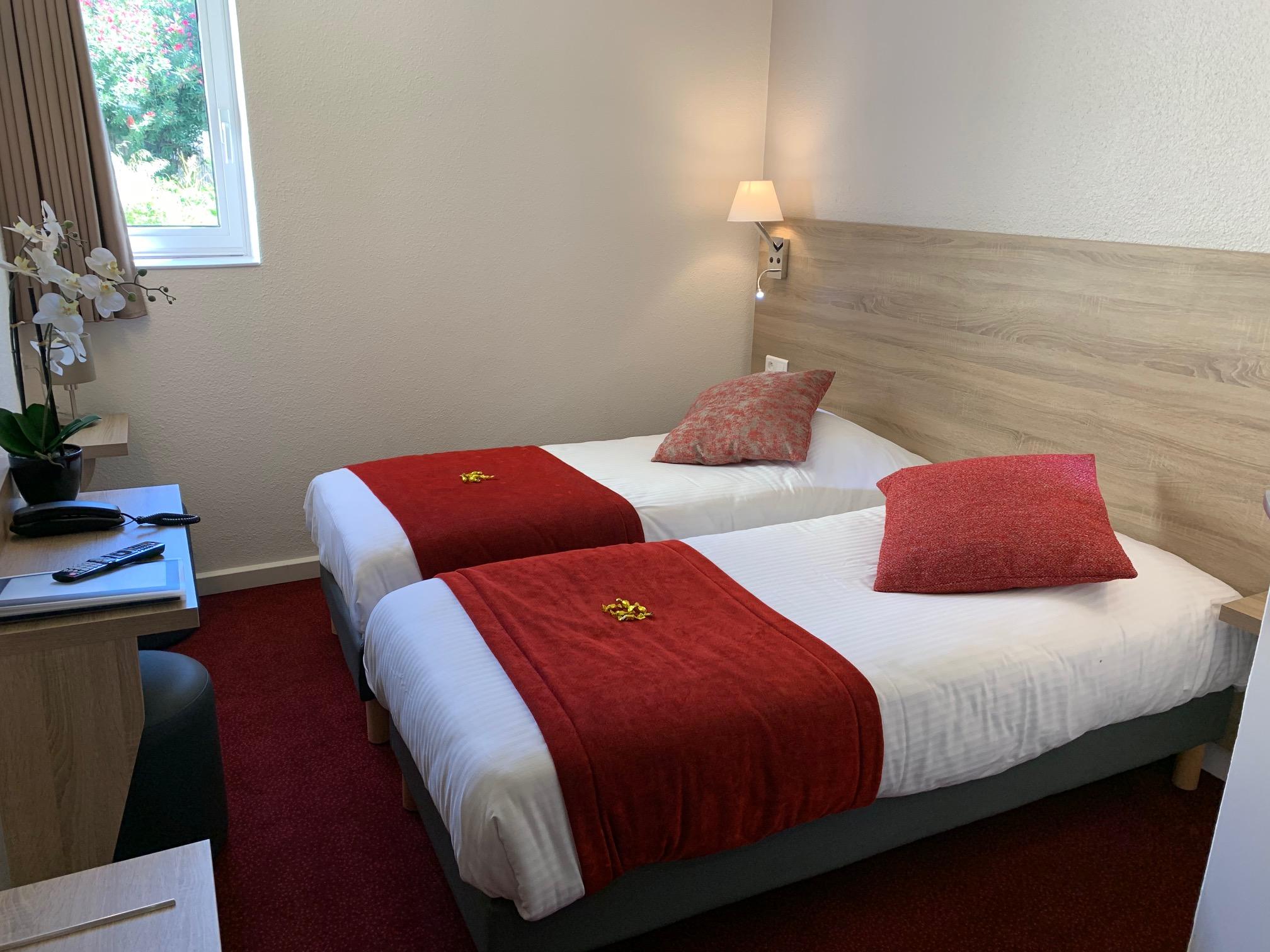 The Originals City, Hotel Nimes Costieres, Ex Inter Hotel Ngoại thất bức ảnh