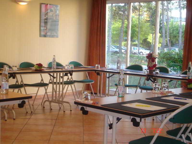 The Originals City, Hotel Nimes Costieres, Ex Inter Hotel Ngoại thất bức ảnh
