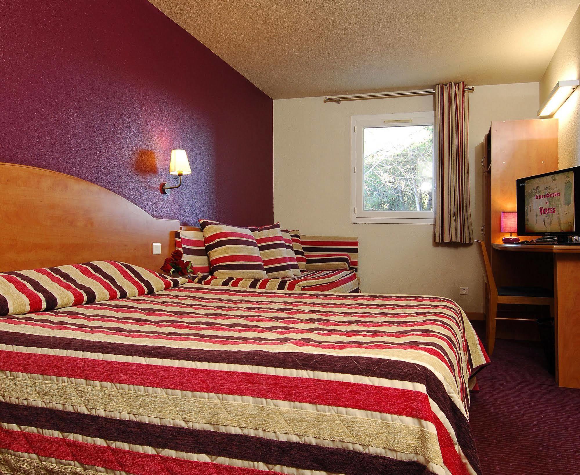 The Originals City, Hotel Nimes Costieres, Ex Inter Hotel Ngoại thất bức ảnh