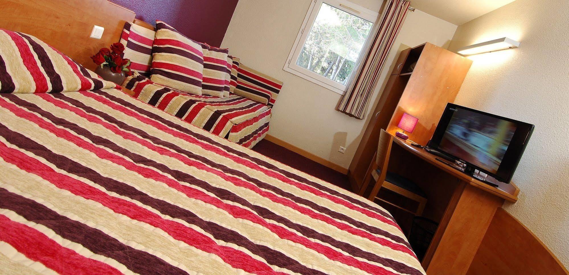 The Originals City, Hotel Nimes Costieres, Ex Inter Hotel Ngoại thất bức ảnh